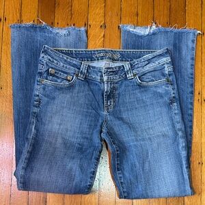 American Eagle Outfitters Women's Classic Blue Straight Leg Boyfriend 77 Jeans 8